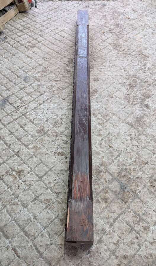 M2234 A RECLAIMED PITCH PINE POST FOR DIY PROJECT