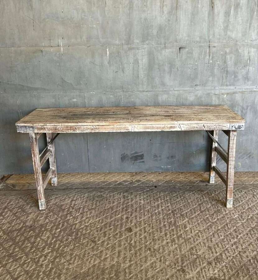 M2306 RECLAIMED RUSTIC PAINTED FOLDING TABLE IDEAL FOR DINING / DISPLAY / CRAFT