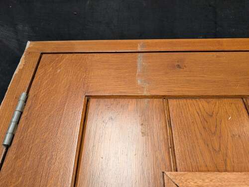 DE1052 A RECLAIMED MODERN OAK EXTERNAL / FRONT DOOR AND FRAME WITH GLAZED PANEL