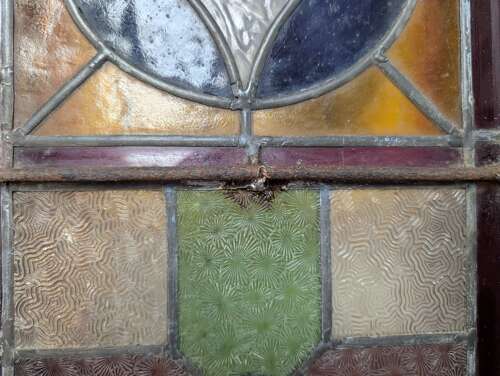 DE1058 A PRETTY RECLAIMED PAINTED PINE STAINED GLASS FRONT DOOR