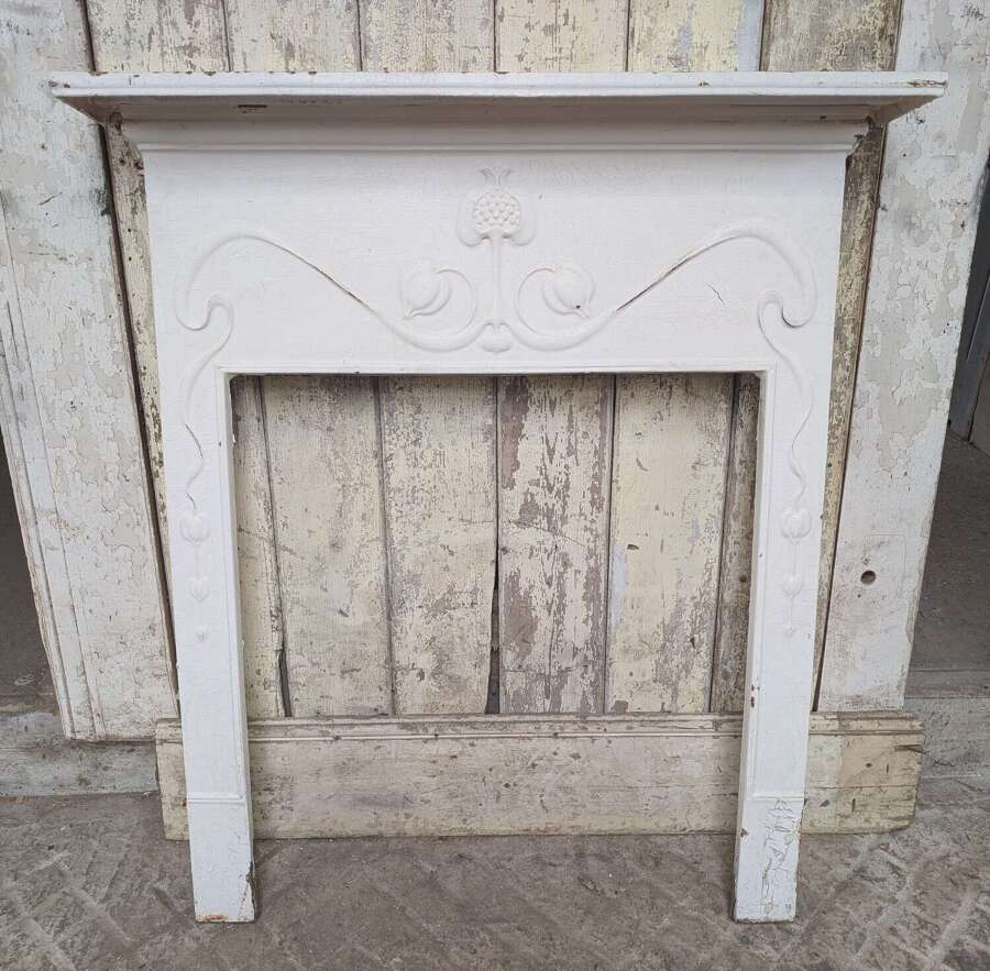 FS0472 AN ELEGANT RECLAIMED ART NOUVEAU PAINTED CAST IRON FIRE SURROUND