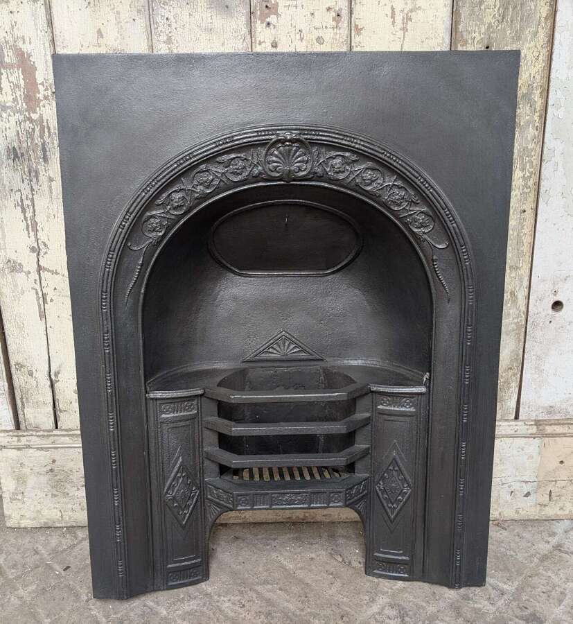 FI0138 RECLAIMED GEORGIAN / EARLY VICTORIAN CAST IRON HOB GRATE FIRE INSERT