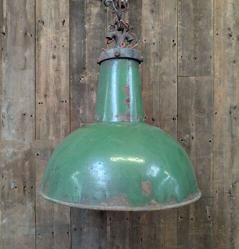 M2371 A RECLAIMED METAL INDUSTRIAL ENAMELLED HANGING PENDANT LIGHT / LAMP