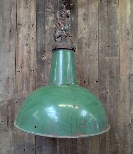 M2371 A RECLAIMED METAL INDUSTRIAL ENAMELLED HANGING PENDANT LIGHT / LAMP