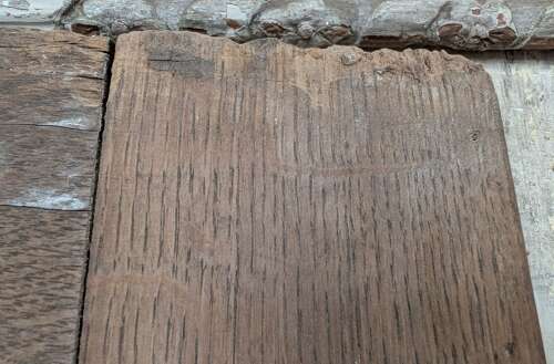 DB0798 A RECLAIMED SOLID OAK INTERNAL / EXTERNAL DOOR