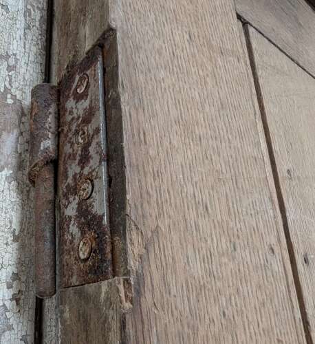 DB0798 A RECLAIMED SOLID OAK INTERNAL / EXTERNAL DOOR
